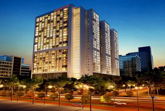 Lieu dai gia Ninh Thi Ty co thanh cong voi Ho Guom Plaza?