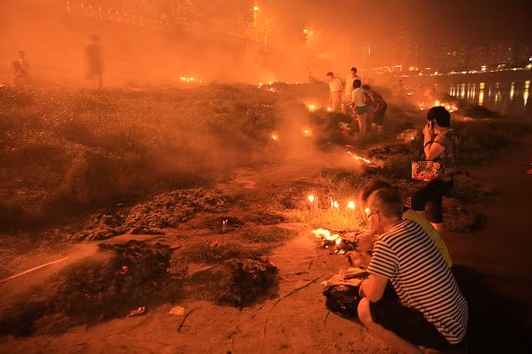 Chum anh cac nuoc chau A thanh kinh don le Vu Lan