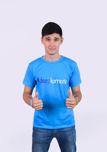 Ngoài ra, Anton còn được mệnh danh là chàng trai đẹp nhất giảng đường Việt.