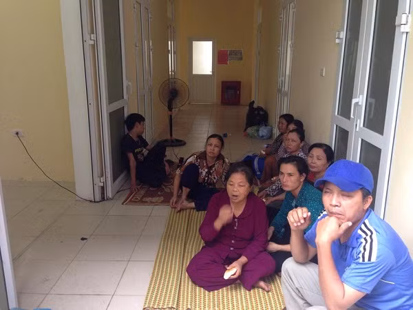 Chet bat thuong tai tru so CA Quoc Oai: CATP HN dang lam ro-Hinh-2