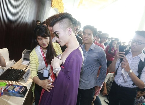 Kenny Sang tung vay dai nao vong casting Thach thuc danh hai