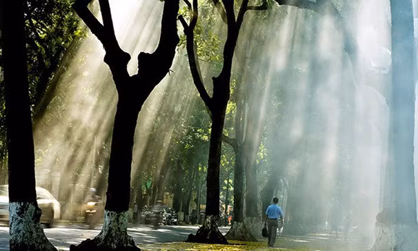 Thời tiết lý tưởng: Một trong những lý do khiến du lịch xa xỉ ở Việt Nam được du khách đăng ký nhiều vào mùa thu là thời tiết tuyệt vời, khi trời đã bớt nóng bức, nắng đẹp và dễ chịu. Ảnh: Xuân Chính.