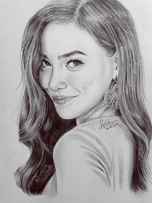 Ca sỹ Hồ Ngọc Hà.