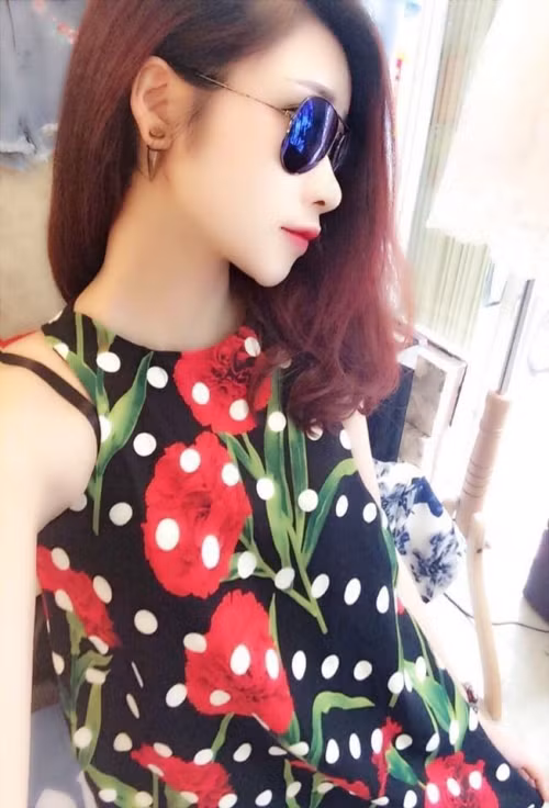 Dự định trong tương lai của cô bạn là mong muốn kiếm thật nhiều tiền để mở thêm nhiều shop thời trang cũng như đưa bố mẹ đi du lịch.