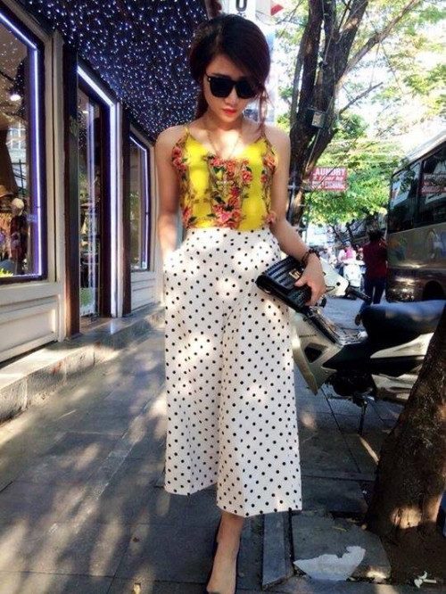 Tin tức mới đây, trên một số diễn đàn dành cho giới trẻ có chia sẻ một số hình ảnh được cho là hot girl Vân Navy. Tuy nhiên, ngay sau đó chủ nhân thực sự của bức ảnh đã được tìm thấy và cô gái này không phải là hot girl Vân Navy.