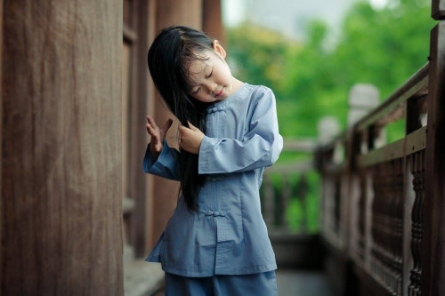 Mẹ của bé, chị Nguyễn Thị Hà Linh cho biết: “Con gái mình tên là Đoàn Linh Anh, sinh ngày 26/2/2011, sinh sống tại Hà Nội”.