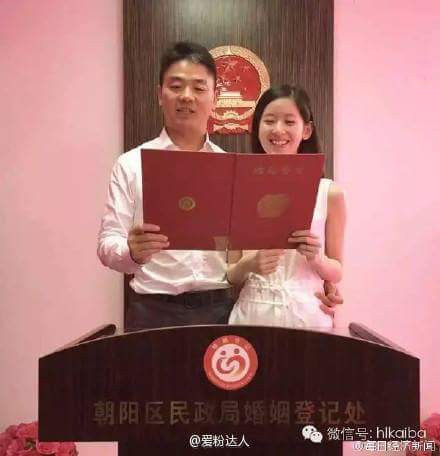 Hiện tại, cô đã đi đăng ký kết hôn...