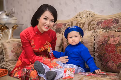 Thụy Vân được nhiều người biết đến với vai trò là MC cho Đài truyền hình Việt Nam. Cô được đánh giá là một cô gái xinh đẹp, tài năng và giàu sức sáng tạo. Những chương trình có sự góp mặt của cô MC: Bản tin tài chính, Lựa chọn cuối tuần, Chuyển động 24h… Tháng 11/2010, người đẹp bất ngờ lên xe hoa. Được biết, chồng của Thụy Vân là một kỹ sư xây dựng, giám đốc một công ty bất động sản tên Cao Hoàng, hơn cô 8 tuổi, là mối tình thứ 2 của Vân.