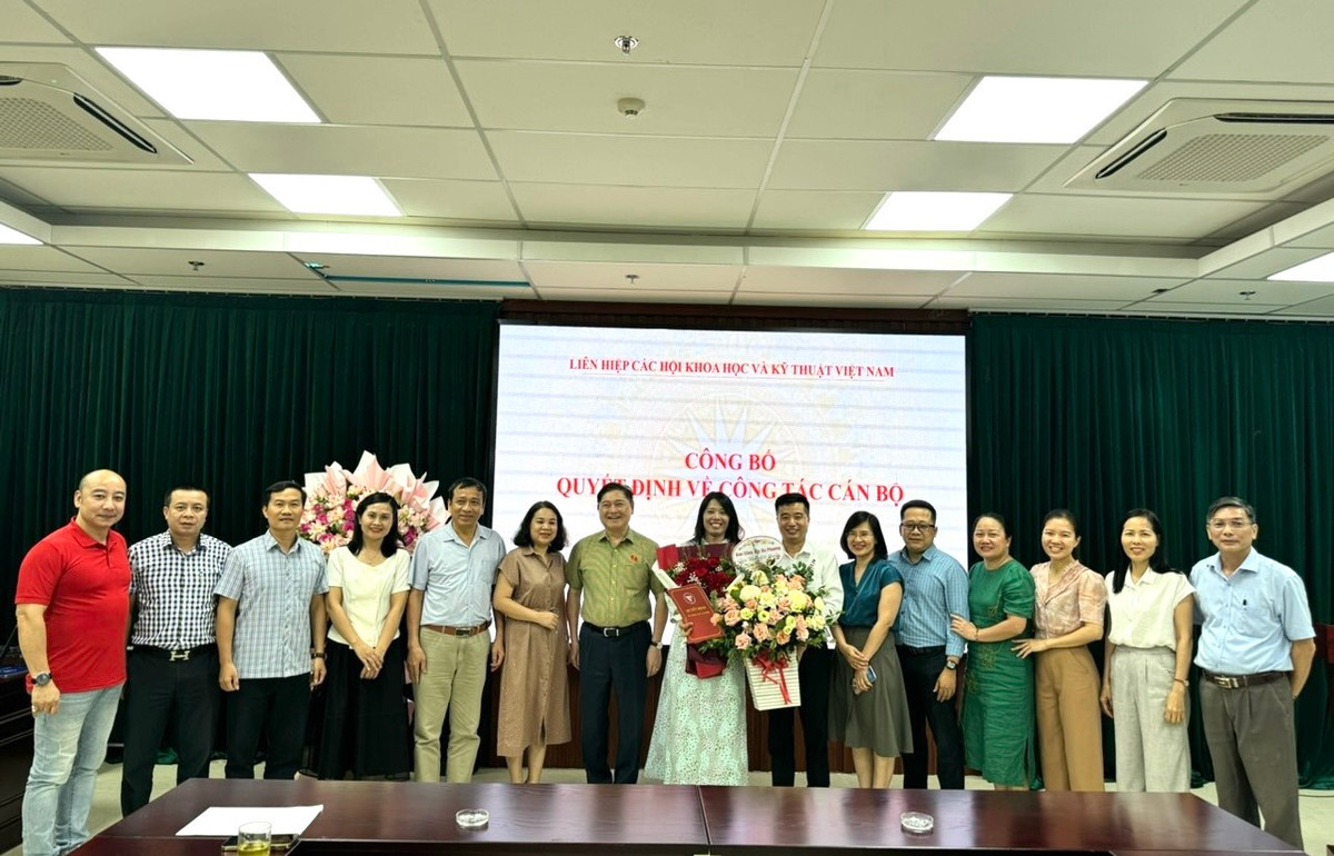 VUSTA trao Quyet dinh bo nhiem Pho Truong ban Hop tac quoc te-Hinh-4