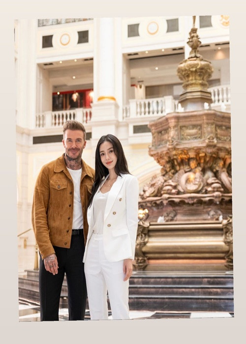 Angelababy va loat sao gay sot khi chung khung hinh voi David Beckham