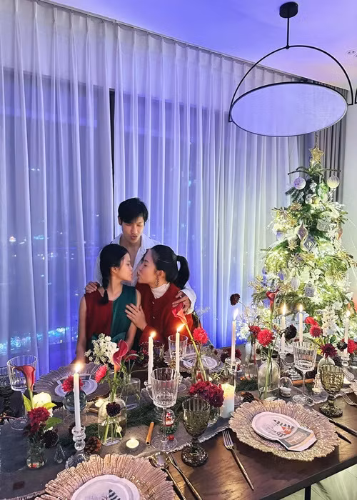 "Dạy Kỳ Kỳ học bài là Hiền Sến. Dạy Kỳ Kỳ bơi là Hiền Sến. Chơi với Kỳ Kỳ là Hiền Sến. Chở Kỳ Kỳ đi khắp nơi là Hiền Sến", Lý Phương Châu khoe bạn trai luôn chăm sóc con gái của cô.