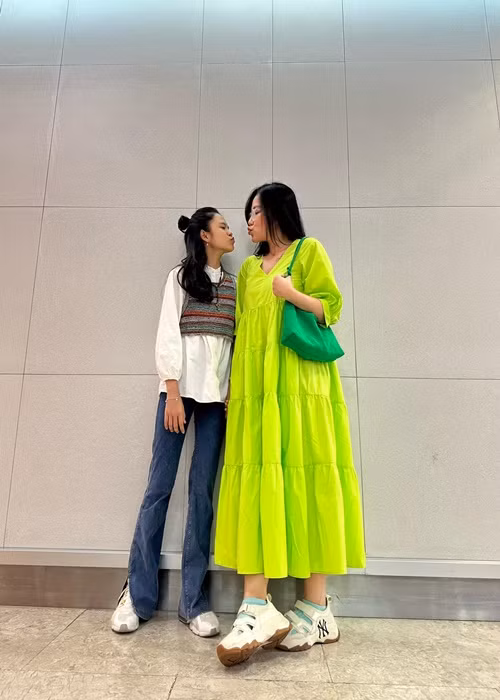 Lý Phương Châu bị nghi mang bầu sau khi đăng tải hình ảnh diện váy rộng thùng thình. Nhanh chóng, vợ cũ Lâm Vinh Hải phủ nhận tin đồn mang thai.