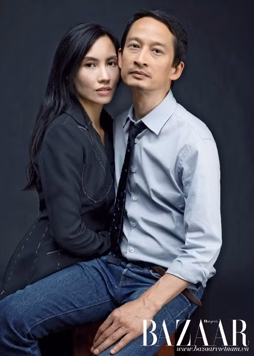 Bà xã của Trần Anh Hùng là Trần Nữ Yên Khê. Cô biết chồng từ năm 18 tuổi. Năm 19 tuổi, Yên Khê đóng phim ngắn đầu tay của Trần Anh Hùng mang tên Người thiếu phụ Nam Xương. Ảnh: Harper’s Bazaar Việt Nam.