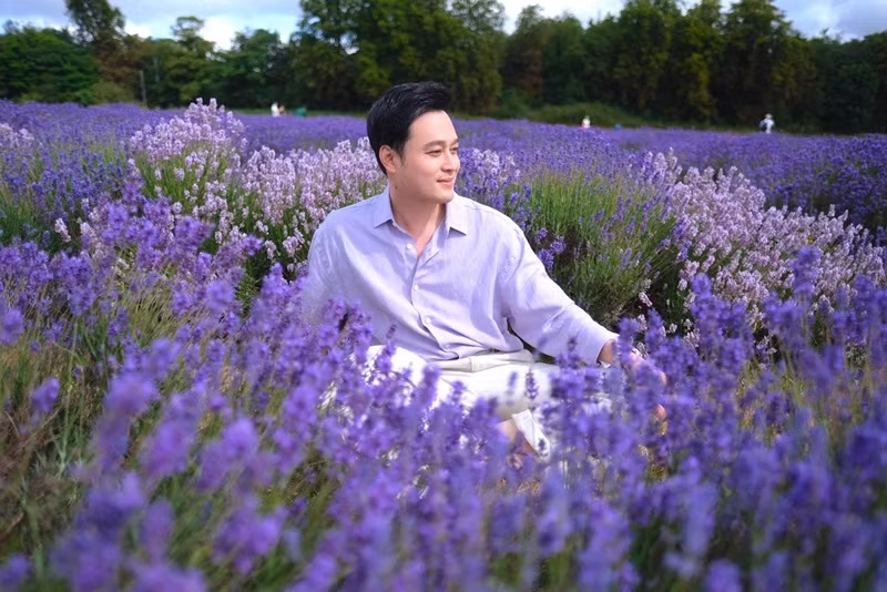 Quang Vinh chia sẻ, mỗi khi chia sẻ về một địa điểm du lịch nào đó, anh luôn gom tất cả những điều đẹp đẽ nhất.