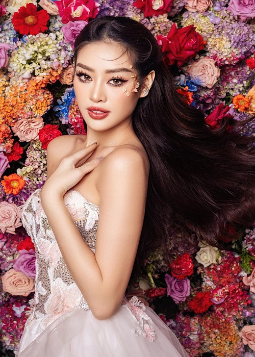 Trong tâm thư, Khánh Vân khẳng định, cô tuyệt đối không ủng hộ bất kỳ hành động nào gây ảnh hưởng tới fan, đồng nghiệp của cô. Khánh Vân cũng gửi lời xin lỗi đến tất cả những ai đã và đang bị ảnh hưởng bởi sự việc này.