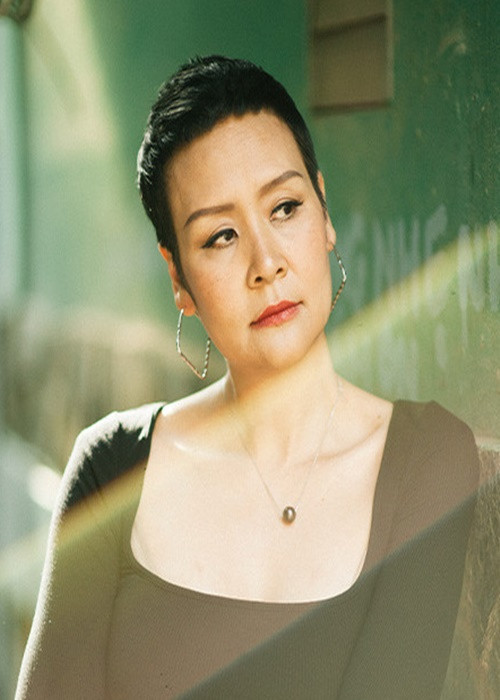 Hoa hậu Trần Bảo Ngọc và loạt sao chống chọi ung thư vú Hoa hau Tran Bao Ngoc va loat sao chong choi ung thu vu