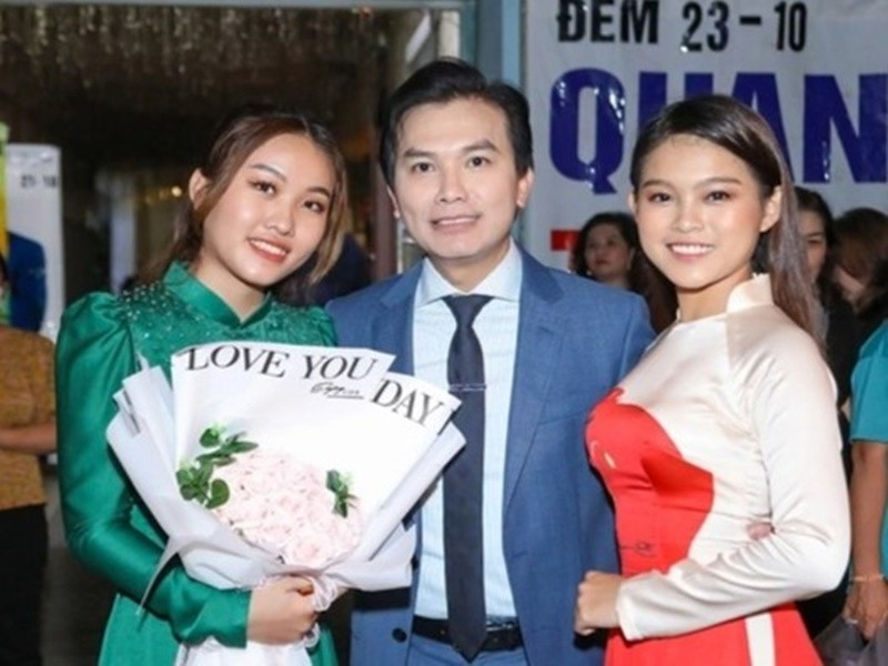 Mạnh Quỳnh sáng tác các ca khúc cho Thiêng Ngân và Tuyết Nhung. Ảnh: Zing