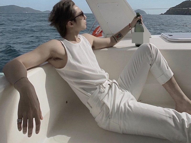 Giọng ca "Lạc trôi" kiếm tiền "khủng" nhờ đi hát, làm đại diện thương hiệu, kinh doanh. Ảnh: FBNV