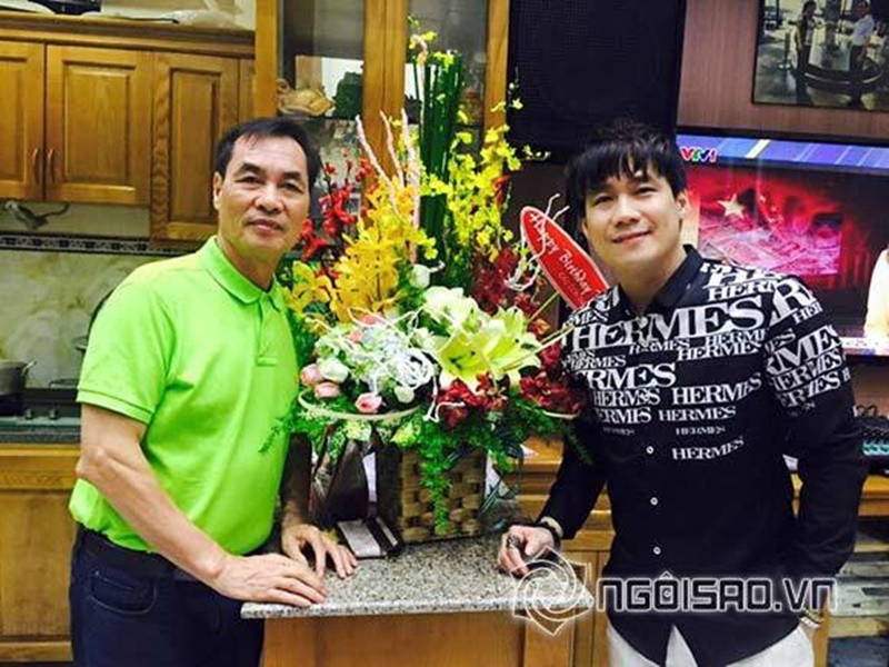 Bố mẹ Khánh Phương đều là doanh nhân thành đạt. Ảnh: Gia Đình Việt Nam.