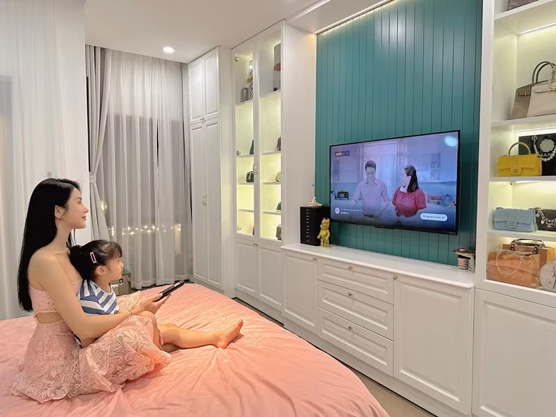 Hai con của Diệp Lâm Anh còn rất nhỏ.