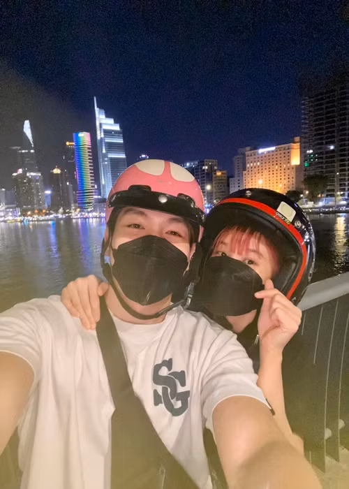 Hình ảnh bên nhau thường được Khởi My đăng tải trên trang cá nhân. Ảnh: FBNV