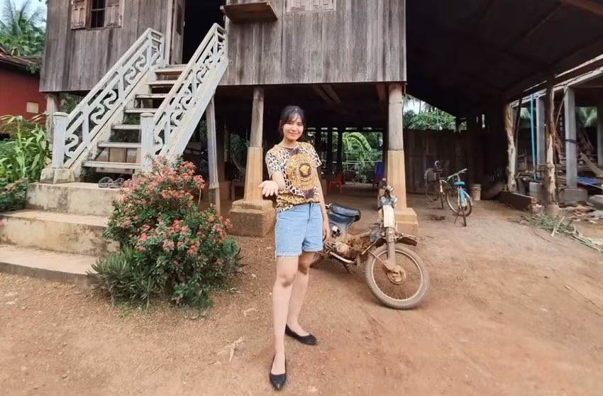 Cam dong cuoc doi co gai Han goc Khmer gianh HCV cho Campuchia-Hinh-4