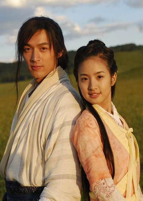 Lâm Y Thần còn là ca sĩ. Cô thể hiện một số ca khúc nhạc phim như "You" trong "Thơ ngây", "It had to be you" trong "Nàng Juliet phương Đông", "The way home" trong phim điện ảnh Hàn Quốc "Tuyết tháng tư". Ảnh: Người lao động