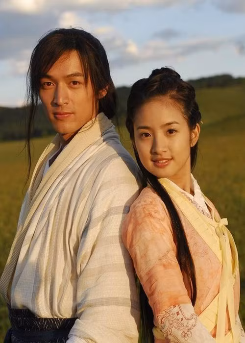 Lâm Y Thần còn là ca sĩ. Cô thể hiện một số ca khúc nhạc phim như "You" trong "Thơ ngây", "It had to be you" trong "Nàng Juliet phương Đông", "The way home" trong phim điện ảnh Hàn Quốc "Tuyết tháng tư". Ảnh: Người lao động