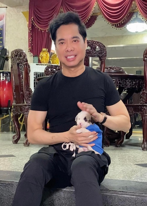 Ngọc Sơn độc thân ở tuổi 55. Ảnh: FBNV.