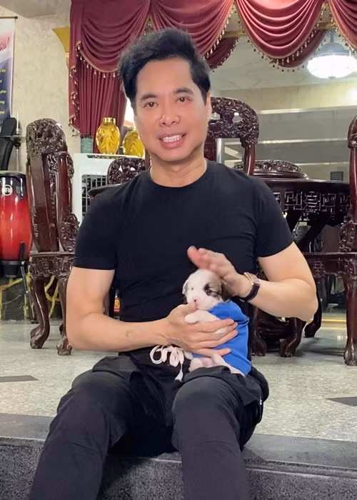 Ngọc Sơn độc thân ở tuổi 55. Ảnh: FBNV.