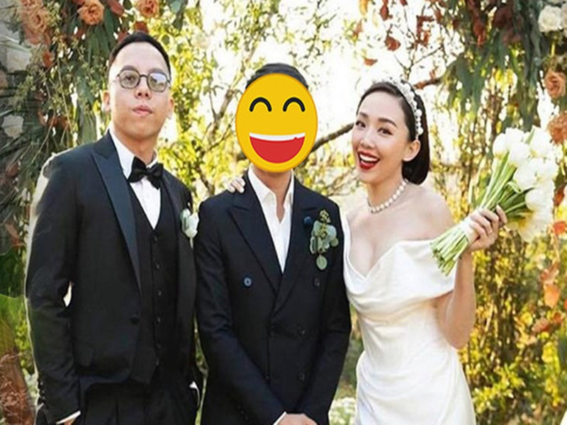 Tháng 2/2020, Tóc Tiên - Hoàng Touliver tổ chức đám cưới. Cả hai hẹn hò trong 5 năm trước khi về chung một nhà. Trong đám cưới, Tóc Tiên đeo nhẫn tròn khá đơn giản. Ảnh: Yan.