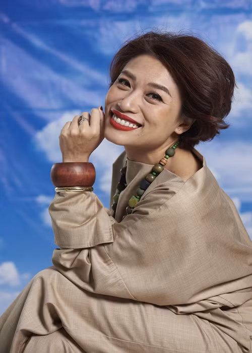 Trần Ly Ly sinh năm 1978, có mẹ là nghệ sĩ múa ballet của Nhà hát Ca múa kịch Việt Nam. 10 tuổi, Trần Ly Ly bắt đầu học múa chuyên nghiệp. Ảnh: Dân Việt.