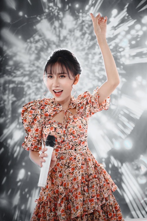 Tuy nhiên, Lynk Lee vẫn tự tin thể hiện dòng nhạc R&amp;B, còn trong tương lai, cô muốn làm các sản phẩm âm nhạc nhẹ nhàng, nữ tính hơn.