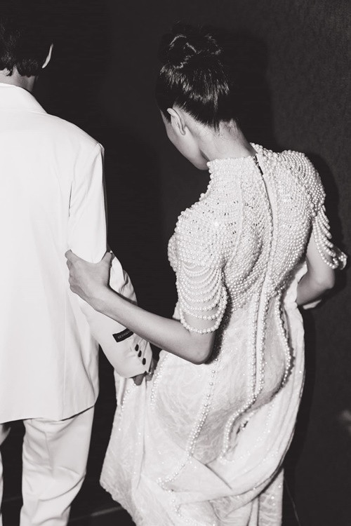 Cuối năm 2022, Lan Thy đăng tải loạt ảnh khắc bên Avin Lu đồng thời viết: "2022 chẳng dễ dàng gì với mình, nhưng có chàng trai này luôn đồng hành".