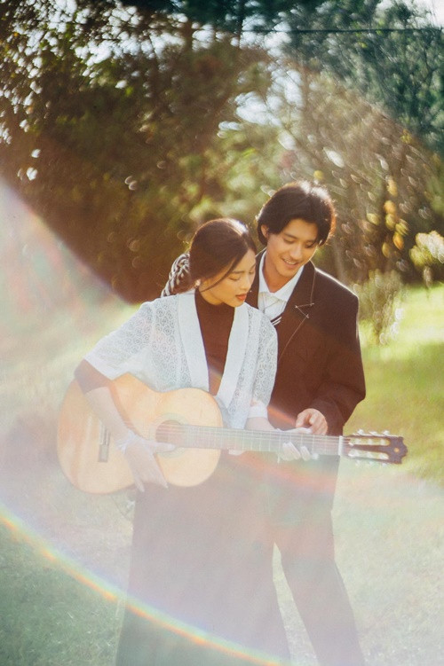 Lan Thy và Avin Lu trông đẹp đôi nên được nhiều fan ghép cặp.