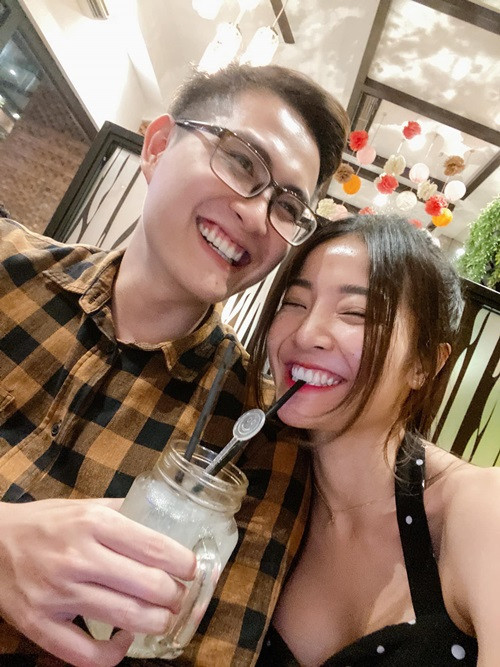 Ông xã của Karen Nguyễn tên Lưu Chấn Bang, là con út trong gia đình gốc Hoa. Karen Nguyễn cho biết, người bạn đời không phải là đại gia. Chấn Bang chỉ kinh doanh công việc của gia đình và là một người rất bình thường.