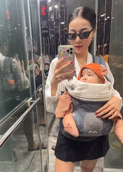 Người đẹp muốn sớm trở lại với công việc nên nỗ lực giảm cân.