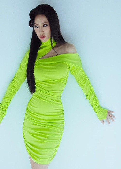 Theo Diệu Nhi, vì thấy chị gái có những dấu hiệu khả quan khi sử dụng nên cô tin tưởng và nôn nóng giới thiệu sản phẩm đến khán giả. Diệu Nhi xem ồn ào là bài học lớn cho việc chia sẻ thông tin sản phẩm.