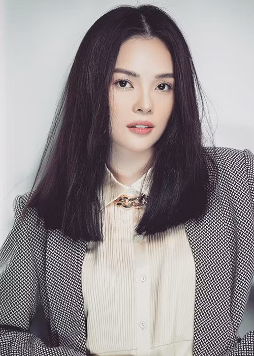 Diễn viên Dương Cẩm Lynh khẳng định, khi nhận quảng cáo về sản phẩm, cô đã tìm hiểu kỹ về nguồn gốc, xuất xứ và các giấy tờ liên quan. Sau sự việc lần này, bà mẹ hai con xin rút kinh nghiệm.