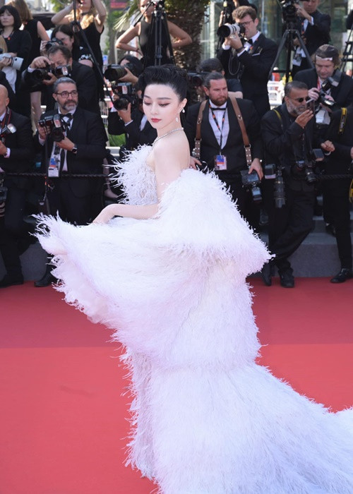 Phạm Băng Băng đang nỗ lực lấy lại hình ảnh sau khi mất điểm vì scandal trốn thuế năm 2018.