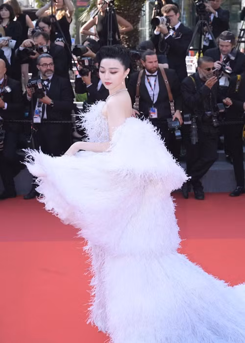 Phạm Băng Băng đang nỗ lực lấy lại hình ảnh sau khi mất điểm vì scandal trốn thuế năm 2018.