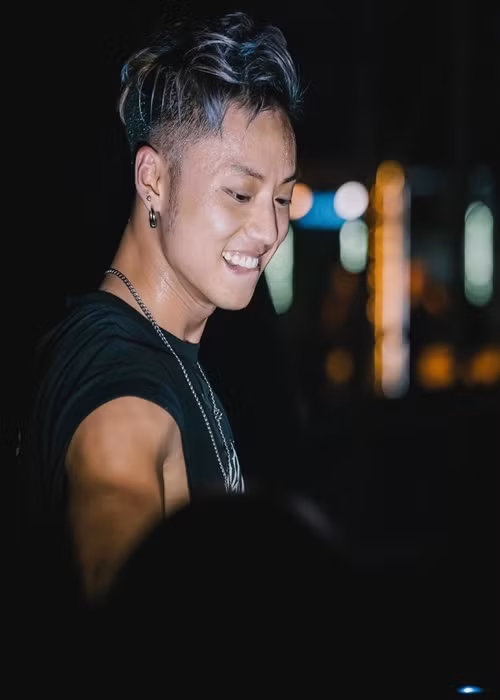 Wukong giỏi ngoại ngữ. Anh nói được tiếng Anh, Trung, Malaysia và Thái. Ảnh: FBNV