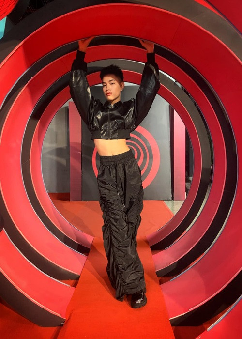 Được nhiều người so sánh với Mai Âm Nhạc ở mùa 2 về khả năng rap, Pháp Kiều cho biết: "Tôi nghĩ sự so sánh này là không cần thiết vì mỗi người đều có một màu sắc riêng. Tôi cũng rất thích phong cách âm nhạc và cách nói chuyện của chị Mai. Ai cũng sẽ có một cách riêng để truyền đạt quan điểm của mình qua âm nhạc".