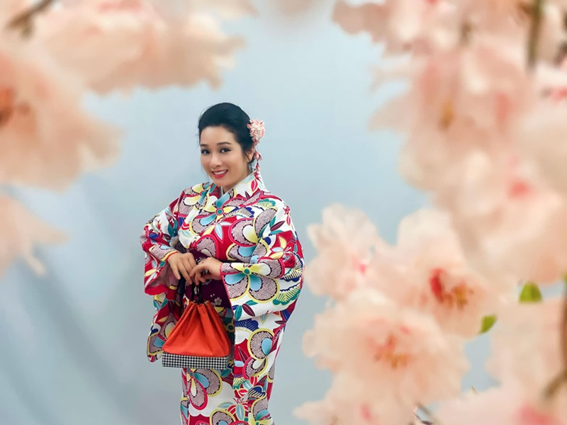 Thanh Thanh Hiền khoe nhan sắc trẻ trung khi diện trang phục truyền thống Nhật Bản trong chuyến du lịch nước ngoài.
