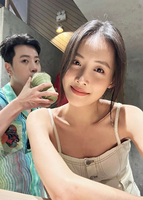 Cặp đôi có con chung vào năm 2020 nhưng mãi đến năm 2022 mới công khai mối quan hệ tình cảm.