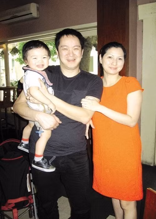 Giống Thu Phương, Huy MC cũng tái hôn ở Mỹ. Nam ca sĩ kết hôn lần 2 sau 4 năm chia tay ca sĩ Thu Phương. Ảnh: Gia đình và xã hội