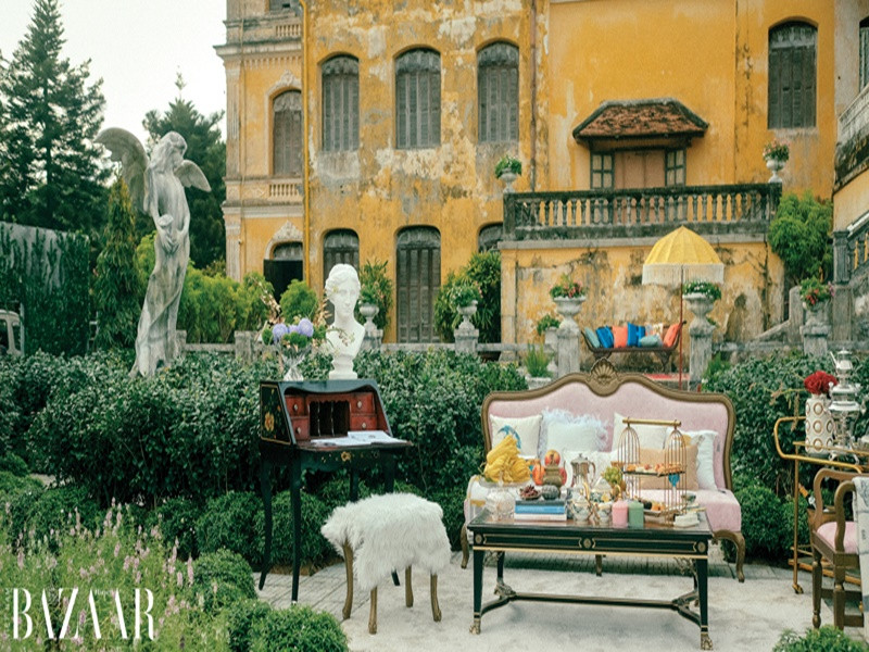 Kinh phí thực hiện phim “Gái già lắm chiêu V: Những cuộc đời vương giả” là gần 46 tỷ đồng. Sự chịu chơi của phim thể hiện qua bối cảnh. Ảnh: Harper’s Bazaar Việt Nam