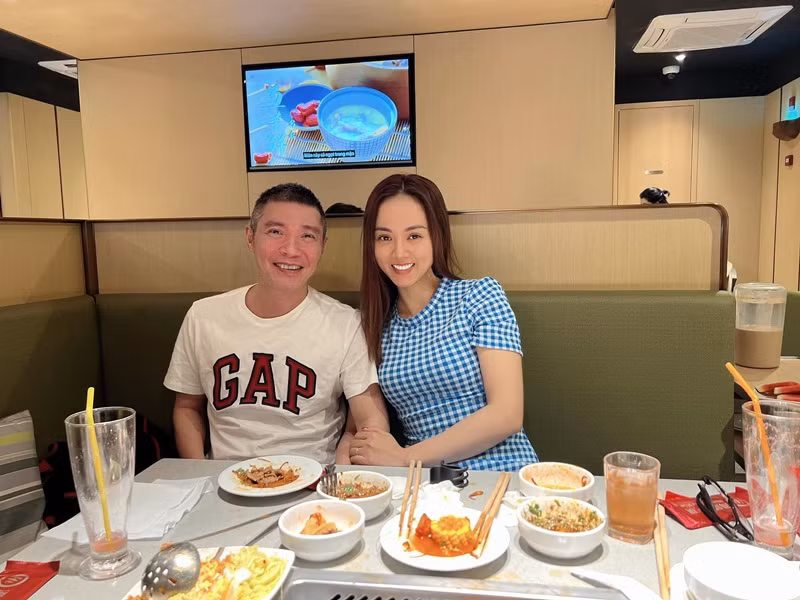 Sức mạnh để Ngọc Hà có thể vượt qua được những vất vả khó khăn từ vật chất đến tinh thần chính là tình cảm yêu thương chồng.