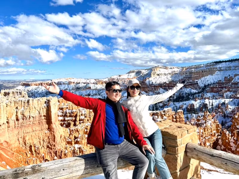 Nam nghệ sĩ cùng bạn gái Ý Lan du lịch Mỹ hồi tháng 3 vừa qua.