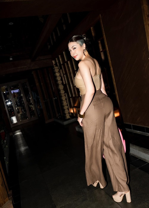 Giọng ca sinh năm 1987 đang kinh doanh mỹ phẩm, bán đồ ăn online, đầu tư tài chính, bất động sản, spa.